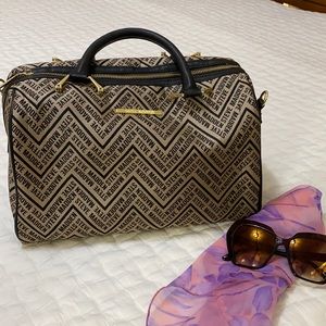 Steve Madden Satchel with removable shoulder strap